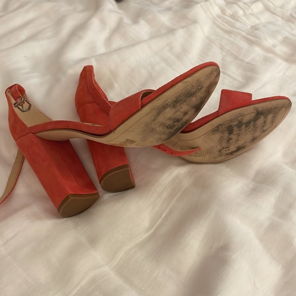 Sam Edelman size 9 suede salmon strappy heels - Picture 4 of 4